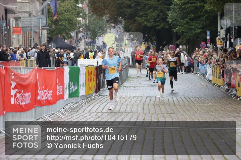 13.09.2026 - Kiel Lauf Yannick Fuchs http://msf.ph/oto/10415179 13.09.2026 09:36:18 Ziel 3056, 5662, 7782, 9610, 391, 2430, 3866, 7546, 9630, 12726 meine-sportfotos.de
