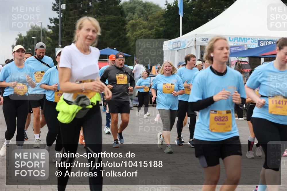 13.09.2026 - Kiel Lauf Andreas Tolksdorf http://msf.ph/oto/10415188 13.09.2026 10:06:16 Kiellinie 9967, 39, 2575, 69, 10647, 7473, 6823, 11417 meine-sportfotos.de