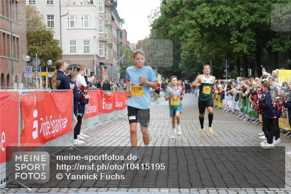 13.09.2026 - Kiel Lauf Yannick Fuchs http://msf.ph/oto/10415195 13.09.2026 09:36:25 Ziel 391, 9630, 12726, 3056, 5662, 7782, 9610, 2430, 3866, 7546, 9450, 7782, 9610 meine-sportfotos.de