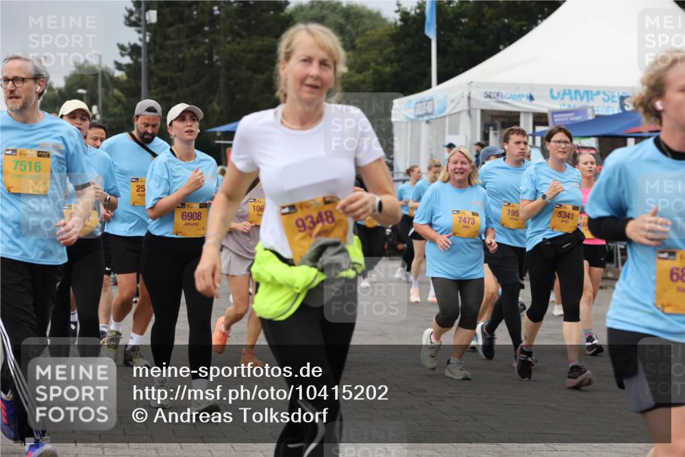 13.09.2026 - Kiel Lauf Andreas Tolksdorf http://msf.ph/oto/10415202 13.09.2026 10:06:16 Kiellinie 38, 7516, 25, 38, 6908, 106, 9348, 1, 38, 7473, 195, 5341, 104, 68 meine-sportfotos.de