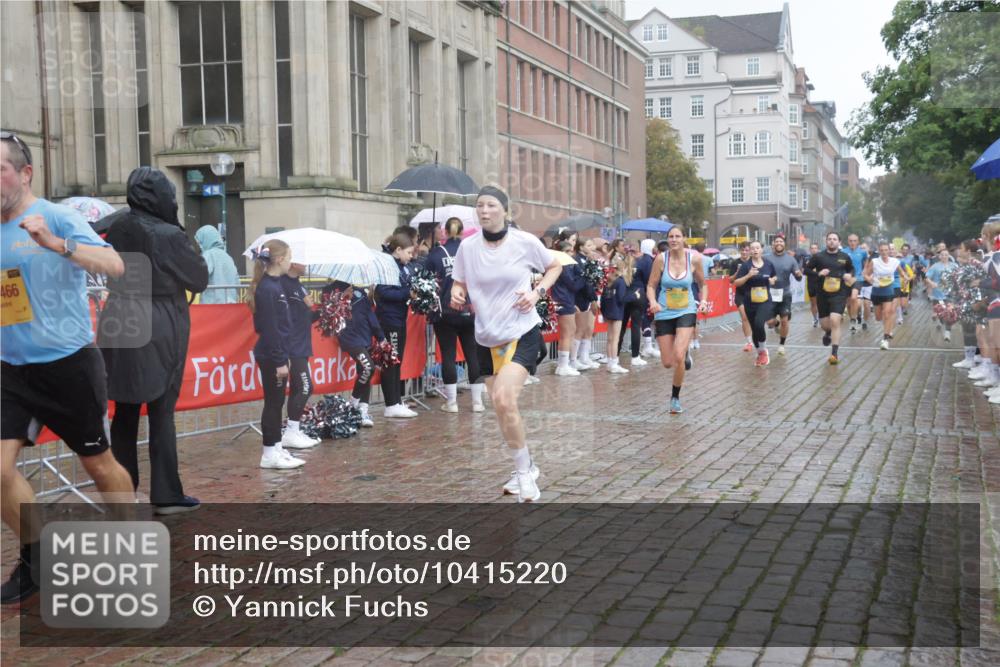 13.09.2026 - Kiel Lauf Yannick Fuchs http://msf.ph/oto/10415220 13.09.2026 10:47:09 Ziel 85, 111, 116, 525, 816, 1107, 1367, 1563, 1674, 4380, 4789, 4894, 5089, 5195, 5424, 5649, 5914, 6142, 6742, 7040, 8238, 8364, 8839, 9200, 9453, 9536, 9646, 9675, 9989, 10340, 10508, 10657, 11560, 11561, 11730, 11773, 12584, 184, 189, 226, 404, 525, 898, 1169, 1325, 1982, 2551, 2576, 2594, 2702, 2728, 3109, 3117, 3533, 3677, 3878, 3964, 4014, 4147, 4499, 4674, 5449, 5591, 5974, 6551, 6874, 6909, 8219, 8283, 8475, 8678, 8901, 9875, 365 meine-sportfotos.de