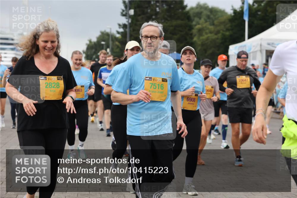 13.09.2026 - Kiel Lauf Andreas Tolksdorf http://msf.ph/oto/10415223 13.09.2026 10:06:17 Kiellinie 38, 2828, 363, 7516, 6908, 0645, 10647 meine-sportfotos.de