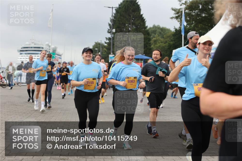 13.09.2026 - Kiel Lauf Andreas Tolksdorf http://msf.ph/oto/10415249 13.09.2026 10:06:19 Kiellinie 38, 3155, 38, 9363, 99 meine-sportfotos.de