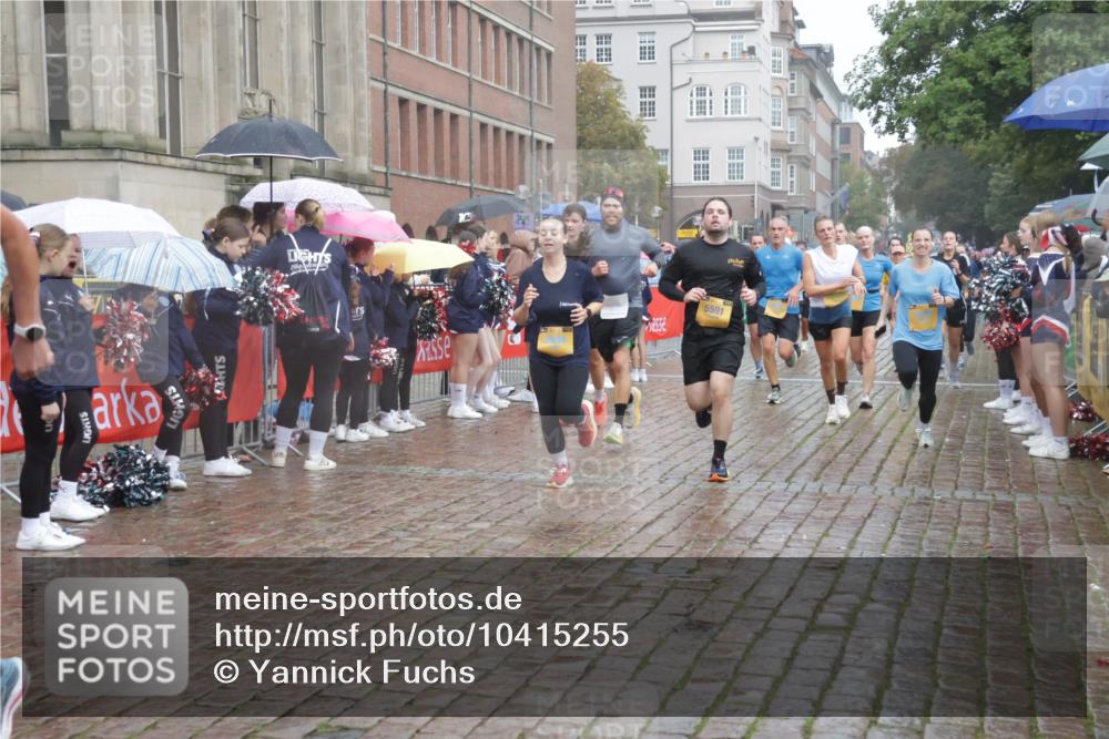 13.09.2026 - Kiel Lauf Yannick Fuchs http://msf.ph/oto/10415255 13.09.2026 10:47:11 Ziel 85, 111, 116, 816, 1107, 1367, 1563, 1674, 1803, 2185, 3463, 4380, 4773, 4789, 5089, 5195, 5424, 5649, 5914, 6142, 6742, 8238, 8839, 9200, 9453, 9536, 9645, 9646, 9675, 9989, 10340, 10508, 10657, 10718, 10949, 11560, 11561, 11730, 11773, 12584, 85, 111, 184, 189, 226, 404, 525, 898, 1169, 1982, 2551, 2576, 2594, 2702, 2728, 3109, 3533, 3878, 3964, 4014, 4147, 4499, 4674, 4894, 5449, 5591, 5974, 6551, 6874, 6909, 8219, 8283, 8475, 8901, 9875, 365 meine-sportfotos.de