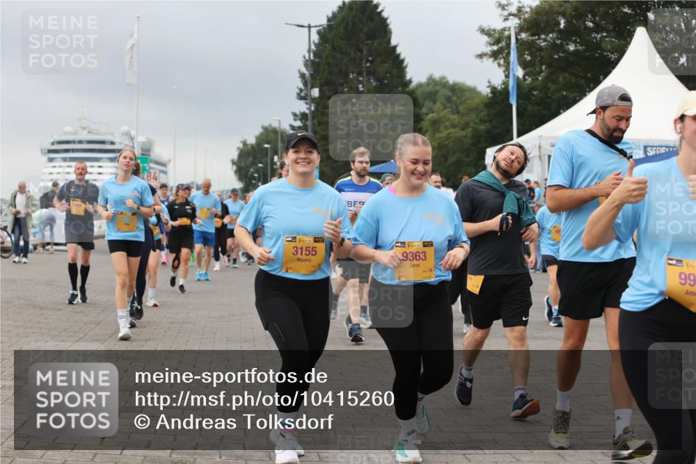 13.09.2026 - Kiel Lauf Andreas Tolksdorf http://msf.ph/oto/10415260 13.09.2026 10:06:20 Kiellinie 6051, 841, 3155, 9363, 1, 99 meine-sportfotos.de