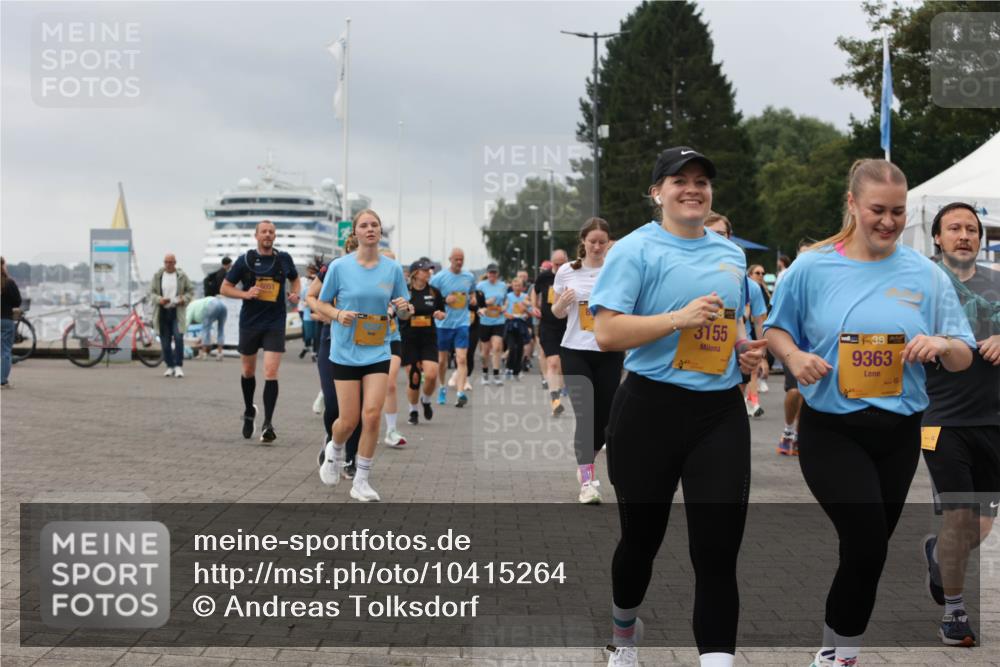 13.09.2026 - Kiel Lauf Andreas Tolksdorf http://msf.ph/oto/10415264 13.09.2026 10:06:20 Kiellinie 6051, 3155, 9363 meine-sportfotos.de