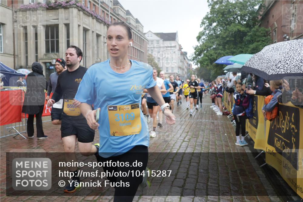 13.09.2026 - Kiel Lauf Yannick Fuchs http://msf.ph/oto/10415287 13.09.2026 10:47:14 Ziel 116, 816, 821, 1107, 1367, 1563, 1674, 1803, 2000, 2185, 2429, 2713, 2947, 3183, 3463, 4380, 4773, 4789, 5089, 5195, 5649, 5914, 6142, 8238, 8707, 8839, 8953, 9200, 9536, 9645, 9646, 9675, 9989, 10340, 10508, 10657, 10718, 10949, 11560, 11561, 11730, 11773, 85, 111, 184, 189, 226, 404, 525, 816, 898, 1169, 1982, 2551, 2576, 2594, 2702, 2728, 3109, 3533, 3878, 3964, 4014, 4147, 4674, 4894, 5424, 5449, 5591, 5974, 6551, 6742, 6874, 6909, 8219, 8283, 8475, 8901, 365 meine-sportfotos.de