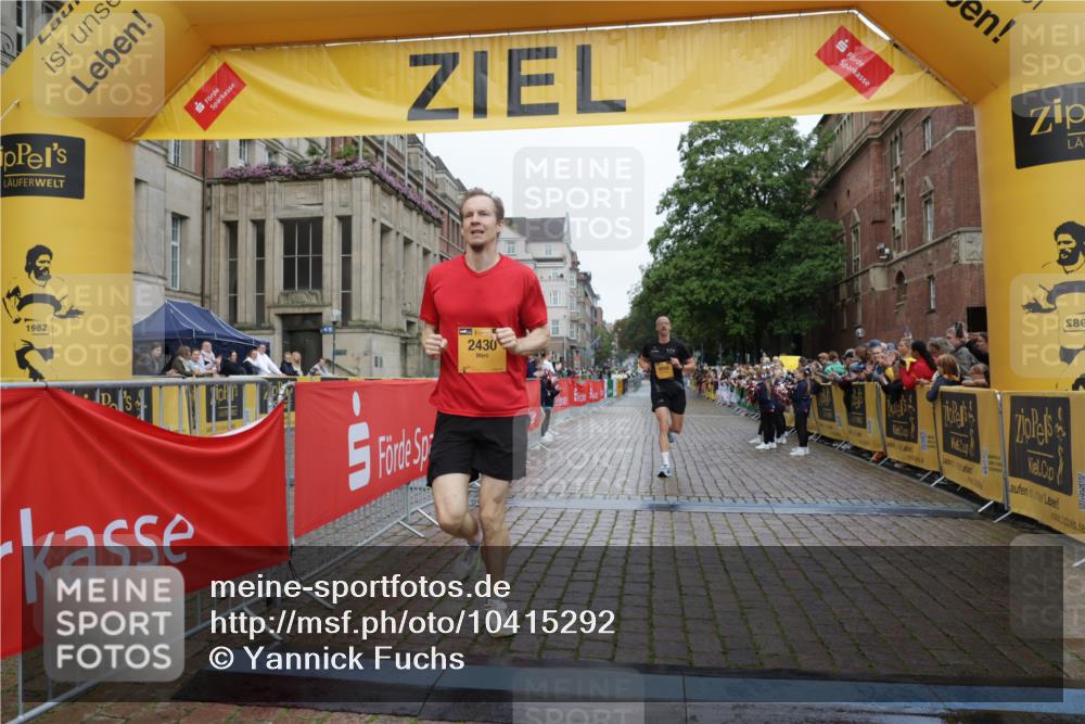 13.09.2026 - Kiel Lauf Yannick Fuchs http://msf.ph/oto/10415292 13.09.2026 09:36:41 Ziel 2430, 3866, 7546, 9450, 391, 3056, 3866, 5662, 9630, 12726, 2455, 3900, 3056, 5662 meine-sportfotos.de