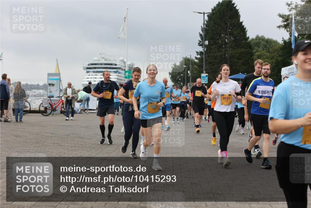 13.09.2026 - Kiel Lauf Andreas Tolksdorf http://msf.ph/oto/10415293 13.09.2026 10:06:21 Kiellinie 6051, 39, 8933 meine-sportfotos.de