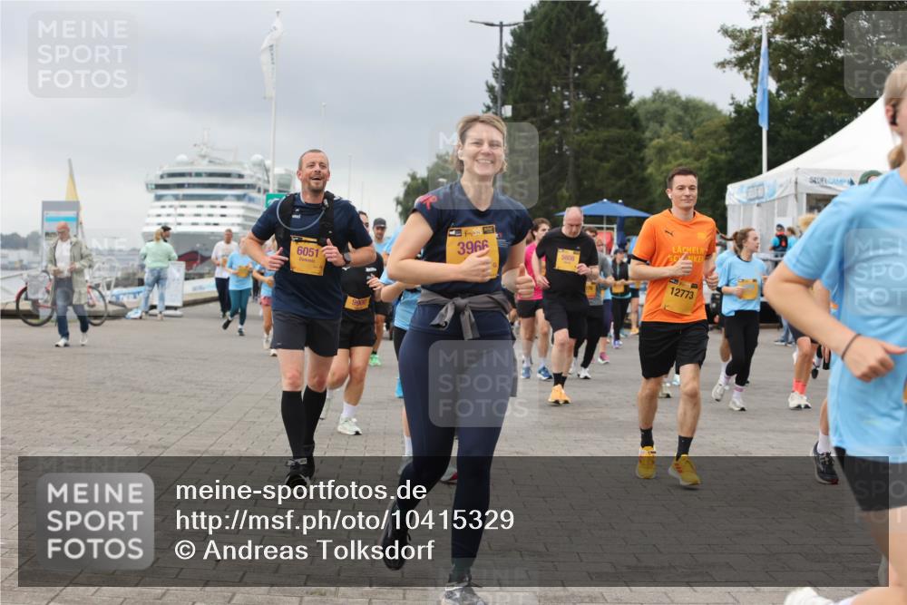 13.09.2026 - Kiel Lauf Andreas Tolksdorf http://msf.ph/oto/10415329 13.09.2026 10:06:23 Kiellinie 6051, 9900, 38, 3966, 5808, 39, 12773 meine-sportfotos.de