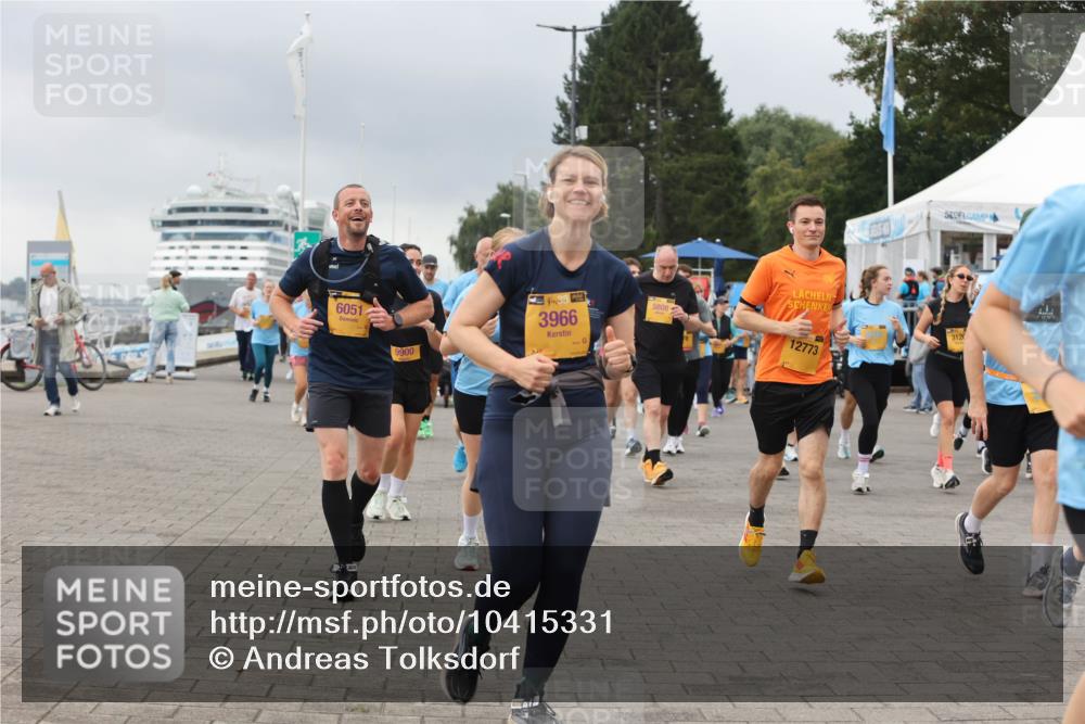 13.09.2026 - Kiel Lauf Andreas Tolksdorf http://msf.ph/oto/10415331 13.09.2026 10:06:23 Kiellinie 6051, 9900, 38, 3966, 3120, 12773 meine-sportfotos.de