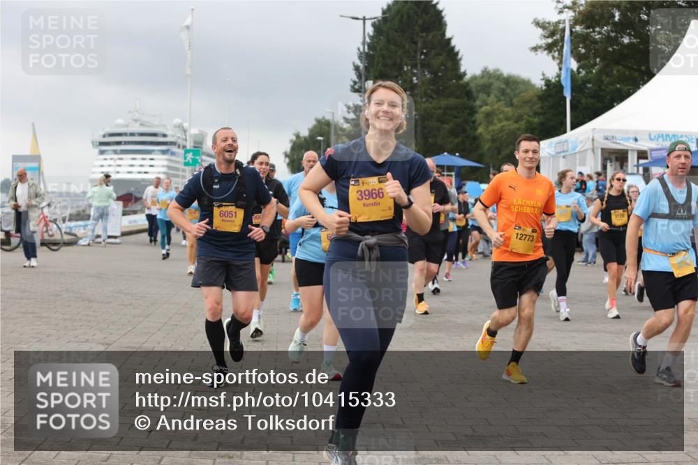 13.09.2026 - Kiel Lauf Andreas Tolksdorf http://msf.ph/oto/10415333 13.09.2026 10:06:23 Kiellinie 6051, 38, 3966, 900, 3120, 12773 meine-sportfotos.de