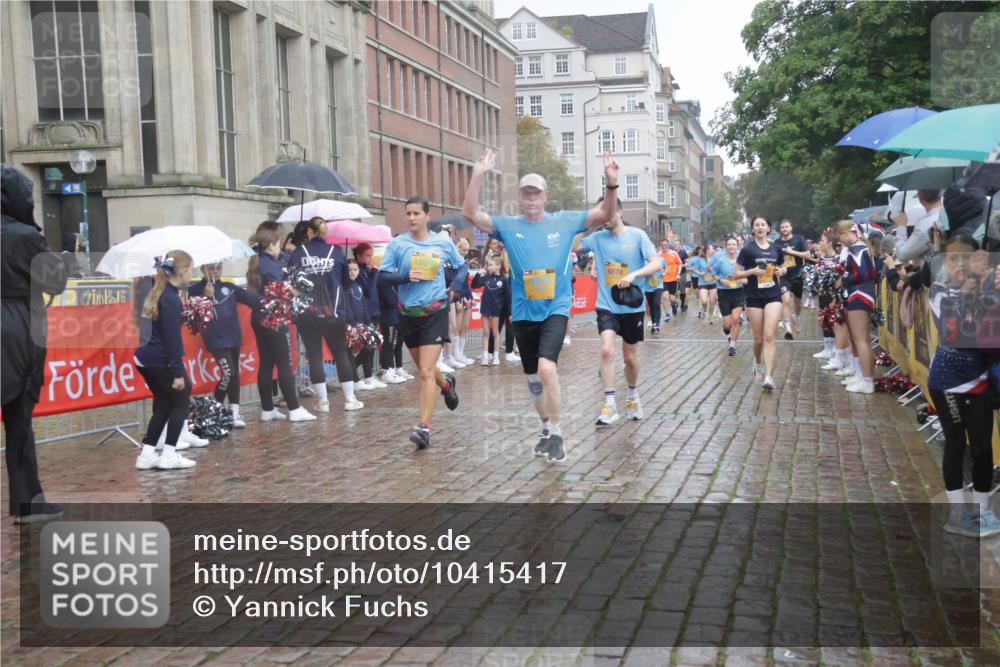 13.09.2026 - Kiel Lauf Yannick Fuchs http://msf.ph/oto/10415417 13.09.2026 10:47:20 Ziel 116, 821, 1107, 1280, 1367, 1803, 2000, 2183, 2185, 2429, 2713, 2947, 3064, 3136, 3183, 3463, 4150, 4380, 4450, 4531, 4773, 4789, 5195, 5505, 5649, 6142, 6981, 7288, 8058, 8707, 8741, 8839, 8953, 9312, 9536, 9645, 9646, 9989, 10508, 10668, 10718, 10949, 11560, 11561, 12596, 85, 111, 184, 189, 226, 404, 525, 816, 898, 1169, 1563, 1674, 1982, 2576, 2702, 2728, 3878, 3964, 4014, 4147, 4789, 4894, 5089, 5424, 5449, 5914, 6551, 6742, 6874, 8219, 365 meine-sportfotos.de