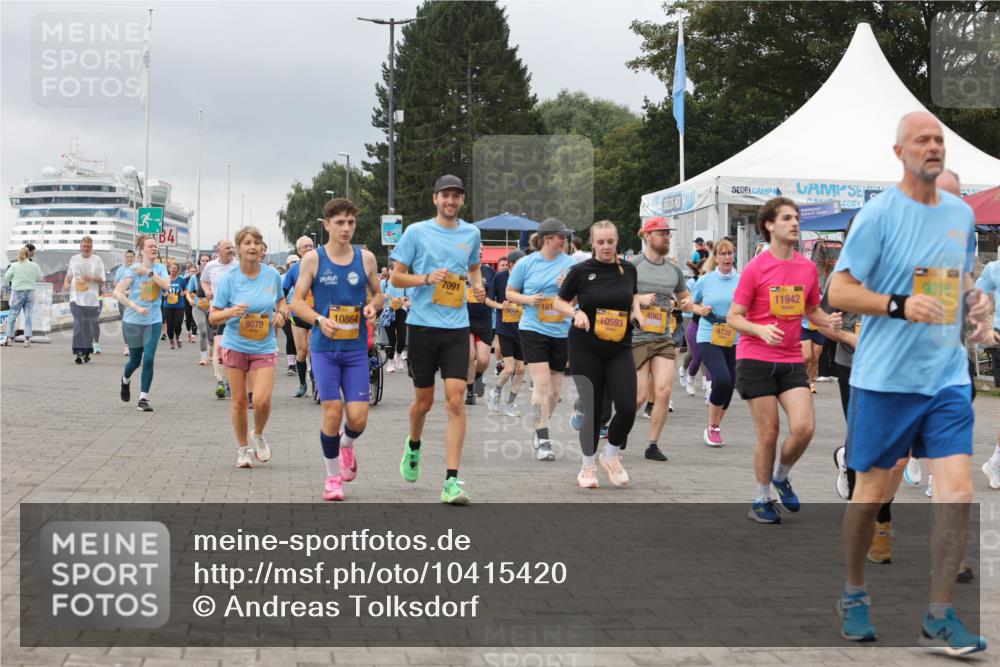 13.09.2026 - Kiel Lauf Andreas Tolksdorf http://msf.ph/oto/10415420 13.09.2026 10:06:27 Kiellinie 9070, 10864, 7091, 4063, 5732, 10593, 11942, 9016 meine-sportfotos.de
