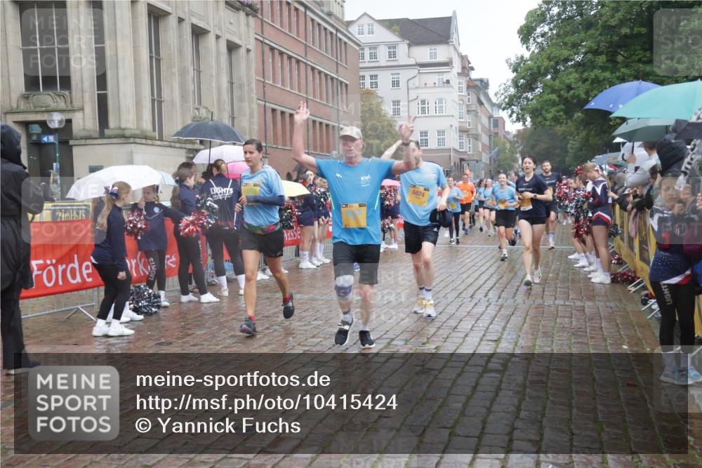 13.09.2026 - Kiel Lauf Yannick Fuchs http://msf.ph/oto/10415424 13.09.2026 10:47:20 Ziel 116, 821, 1107, 1280, 1367, 1803, 2000, 2183, 2185, 2429, 2713, 2947, 3064, 3136, 3183, 3463, 4150, 4380, 4450, 4531, 4773, 4789, 5195, 5505, 5649, 6142, 6981, 7288, 8058, 8707, 8741, 8839, 8953, 9312, 9536, 9645, 9646, 9989, 10508, 10668, 10718, 10949, 11560, 11561, 12596, 85, 111, 184, 189, 226, 404, 525, 816, 898, 1169, 1563, 1674, 1982, 2576, 2702, 2728, 3878, 3964, 4014, 4147, 4789, 4894, 5089, 5424, 5449, 5914, 6551, 6742, 6874, 8219, 365 meine-sportfotos.de