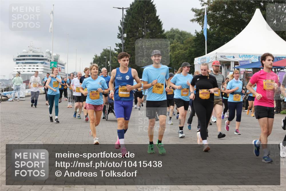 13.09.2026 - Kiel Lauf Andreas Tolksdorf http://msf.ph/oto/10415438 13.09.2026 10:06:28 Kiellinie 7091, 1086, 10154, 10593, 5732, 9070, 11942 meine-sportfotos.de