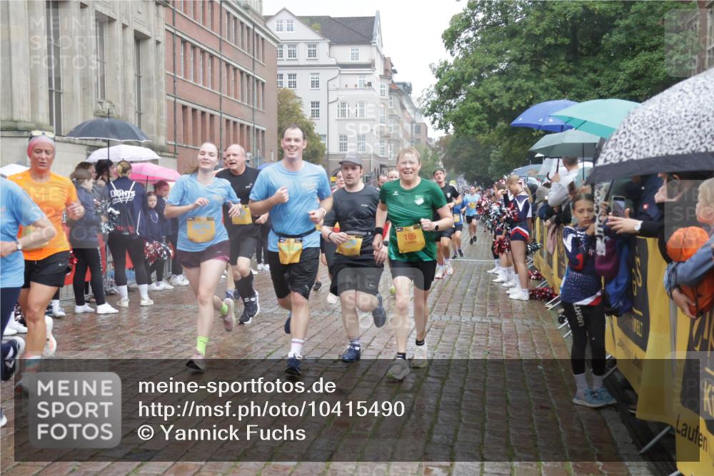 13.09.2026 - Kiel Lauf Yannick Fuchs http://msf.ph/oto/10415490 13.09.2026 10:47:26 Ziel 365, 821, 917, 1280, 2000, 2183, 2185, 2429, 2713, 2947, 3064, 3136, 3183, 3306, 3463, 3512, 3745, 4070, 4149, 4150, 4187, 4450, 4531, 5239, 5505, 5573, 6235, 6792, 6940, 6981, 7288, 8058, 8309, 8707, 8741, 8953, 9114, 9312, 9959, 10115, 10668, 10720, 11271, 12596, 85, 111, 116, 184, 189, 226, 404, 525, 816, 1107, 1169, 1367, 1563, 1674, 1803, 2185, 2576, 2728, 3463, 3878, 4014, 4147, 4380, 4773, 4789, 4894, 5089, 5195, 5424, 5449, 5649, 5914, 6142, 6742 meine-sportfotos.de