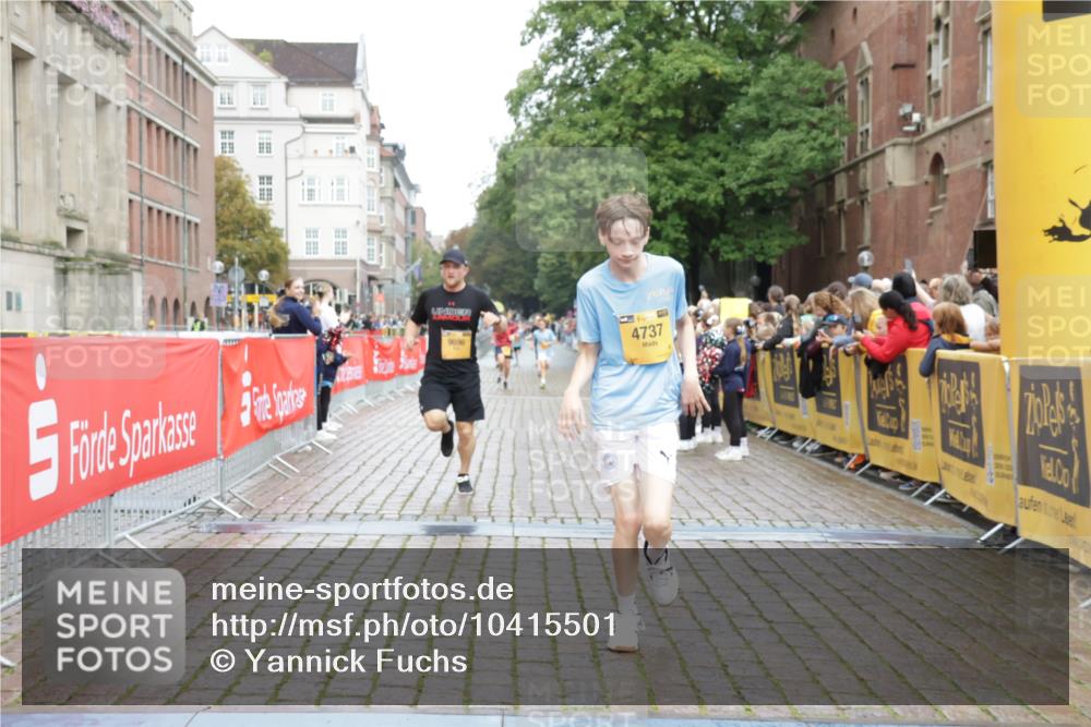 13.09.2026 - Kiel Lauf Yannick Fuchs http://msf.ph/oto/10415501 13.09.2026 09:37:22 Ziel 999, 2417, 3174, 3481, 4737, 5837, 8658, 9696, 12416, 2455, 3900, 7855, 2720, 4252, 7050, 7827, 8661, 10220, 10656, 10778, 9450 meine-sportfotos.de