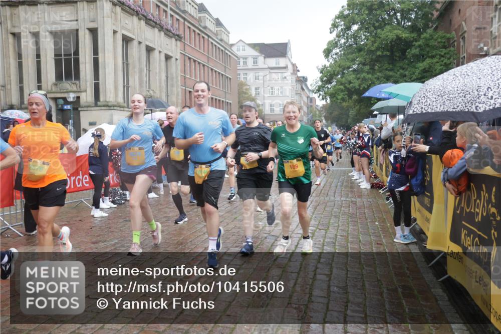 13.09.2026 - Kiel Lauf Yannick Fuchs http://msf.ph/oto/10415506 13.09.2026 10:47:27 Ziel 365, 821, 917, 1280, 2000, 2183, 2429, 2713, 2947, 3064, 3136, 3183, 3306, 3512, 3745, 4070, 4149, 4150, 4187, 4450, 4531, 5239, 5505, 5573, 6005, 6235, 6792, 6940, 6981, 7288, 8058, 8309, 8707, 8741, 8953, 9114, 9312, 9946, 9959, 10115, 10668, 10720, 11271, 12596, 85, 111, 116, 184, 189, 226, 404, 525, 816, 1107, 1169, 1367, 1563, 1674, 1803, 2185, 2576, 2728, 2947, 3463, 4014, 4147, 4380, 4773, 4789, 4894, 5089, 5195, 5424, 5649, 5914, 6142, 6742 meine-sportfotos.de