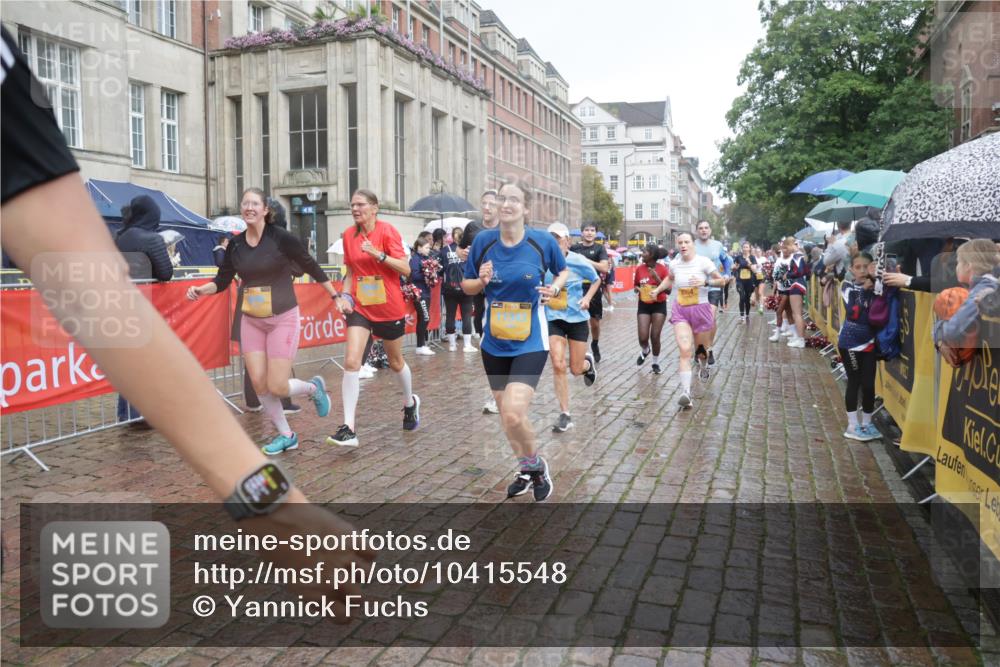 13.09.2026 - Kiel Lauf Yannick Fuchs http://msf.ph/oto/10415548 13.09.2026 10:47:32 Ziel 335, 365, 917, 1280, 1944, 2183, 3306, 3512, 3565, 3745, 4070, 4077, 4149, 4187, 4450, 4531, 5239, 5573, 5787, 5980, 6005, 6235, 6792, 6940, 7632, 8058, 8309, 9104, 9114, 9312, 9946, 9959, 10115, 10668, 10720, 11271, 11382, 12377, 12596, 85, 111, 116, 404, 525, 816, 821, 1107, 1280, 1367, 1563, 1674, 1803, 2000, 2185, 2429, 2713, 2947, 3064, 3136, 3183, 3463, 4150, 4380, 4773, 4789, 4894, 5089, 5195, 5424, 5505, 5649, 5914, 6142, 6742, 6981, 7288 meine-sportfotos.de