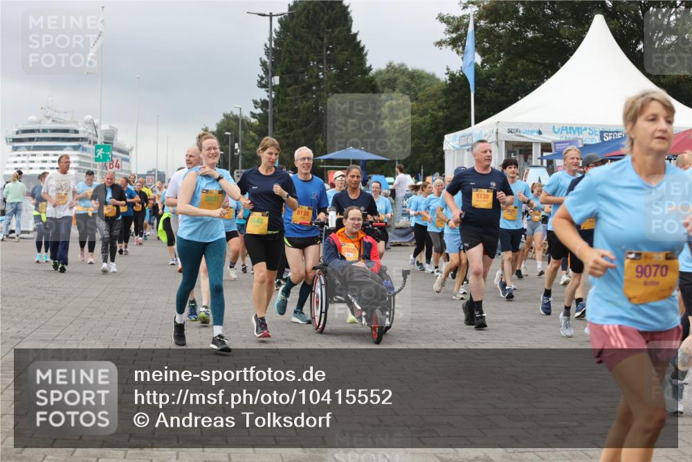 13.09.2026 - Kiel Lauf Andreas Tolksdorf http://msf.ph/oto/10415552 13.09.2026 10:06:31 Kiellinie 8831, 5542, 5138, 7625, 5139, 9070 meine-sportfotos.de