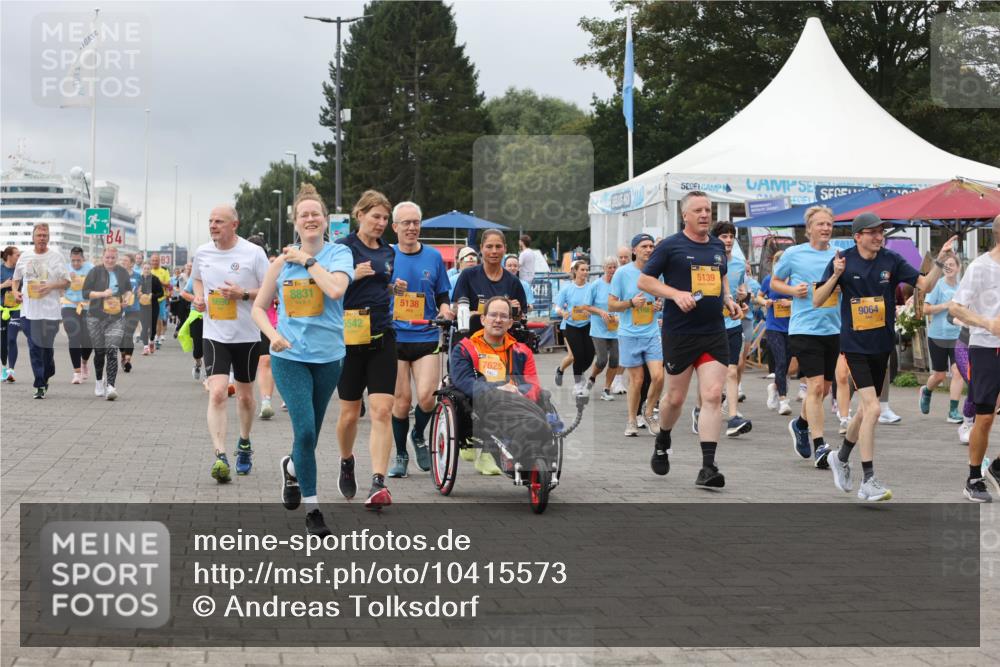 13.09.2026 - Kiel Lauf Andreas Tolksdorf http://msf.ph/oto/10415573 13.09.2026 10:06:31 Kiellinie 247, 6690, 3, 8831, 5542, 5138, 5139, 7625, 9064 meine-sportfotos.de