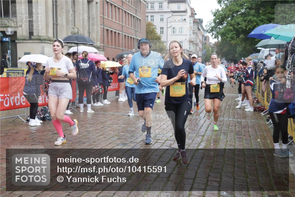 13.09.2026 - Kiel Lauf Yannick Fuchs http://msf.ph/oto/10415591 13.09.2026 10:47:35 Ziel 335, 365, 917, 1944, 3306, 3512, 3565, 3745, 4070, 4077, 4096, 4149, 4187, 4531, 5239, 5573, 5787, 5980, 6005, 6235, 6792, 6940, 6946, 6949, 6978, 7632, 8058, 8309, 9104, 9114, 9643, 9946, 9959, 10115, 10720, 11271, 11382, 12377, 12498, 85, 111, 116, 816, 821, 1107, 1280, 1367, 1563, 1674, 1803, 2000, 2183, 2185, 2429, 2713, 2947, 3064, 3136, 3183, 3463, 4150, 4380, 4450, 4531, 4773, 4789, 4894, 5089, 5195, 5424, 5505, 5649, 5914, 6142, 6742, 6981, 7288, 8058, 85 meine-sportfotos.de