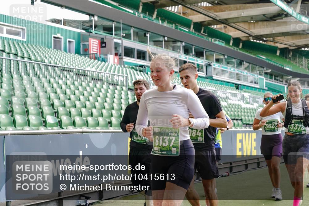 13.09.2026 - 21. swb-Marathon Bremen Michael Burmester http://msf.ph/oto/10415613 13.09.2026 13:19:22 Laufen im Stadion 333, 404, 464, 486, 512, 546, 732, 753, 837, 921, 938, 1066, 1156, 1431, 1506, 1756, 1765, 1815, 1844, 1868, 1916, 2028, 2056, 2123, 2137, 2224, 2240, 2294, 2315, 2357, 2358, 2453, 2533, 2557, 2563, 2614, 2622, 2626, 2689, 2694, 2702, 2703, 2722, 2756, 2786, 2843, 2845, 2849, 2857, 2879, 2880, 2893, 2944, 2983, 2999, 3031, 3046, 3059, 3072, 3096, 3100, 3116, 3146, 3189, 3198, 3210, 3243, 3263, 3285, 3287, 3310, 3315, 3476, 3537, 3619, 3633, 3740, 3879, 4478 meine-sportfotos.de