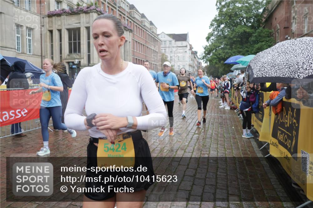 13.09.2026 - Kiel Lauf Yannick Fuchs http://msf.ph/oto/10415623 13.09.2026 10:47:38 Ziel 335, 917, 1944, 3306, 3512, 3565, 4077, 4096, 5239, 5573, 5787, 5980, 6005, 6036, 6235, 6384, 6792, 6940, 6946, 6949, 6978, 7632, 9104, 9643, 9946, 9959, 10115, 10651, 10720, 11271, 11382, 11724, 12377, 12498, 12593, 116, 365, 816, 821, 917, 1107, 1280, 1367, 1563, 1674, 1803, 2000, 2183, 2185, 2429, 2713, 2947, 3064, 3136, 3183, 3463, 3745, 4070, 4149, 4150, 4187, 4380, 4450, 4531, 4773, 4789, 5089, 5195, 5424, 5505, 5649, 5914, 6142, 6235, 6742, 6792, 6981, 7288, 8058, 85 meine-sportfotos.de
