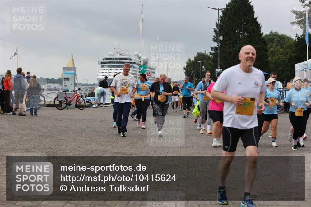13.09.2026 - Kiel Lauf Andreas Tolksdorf http://msf.ph/oto/10415624 13.09.2026 10:06:34 Kiellinie 13, 2050, 4461, 8630, 1095, 690, 9693 meine-sportfotos.de