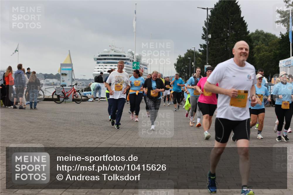 13.09.2026 - Kiel Lauf Andreas Tolksdorf http://msf.ph/oto/10415626 13.09.2026 10:06:34 Kiellinie 2050, 4461, 863, 1095, 9655, 690, 9693 meine-sportfotos.de