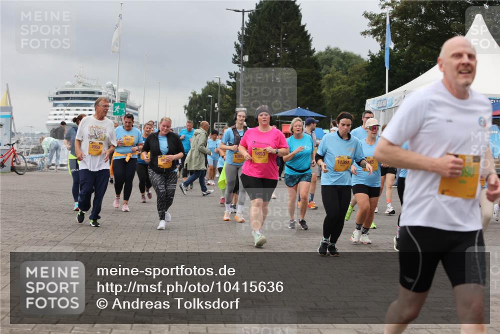 13.09.2026 - Kiel Lauf Andreas Tolksdorf http://msf.ph/oto/10415636 13.09.2026 10:06:35 Kiellinie 13, 2050, 4461, 10951, 86, 9893, 11361, 945, 590 meine-sportfotos.de
