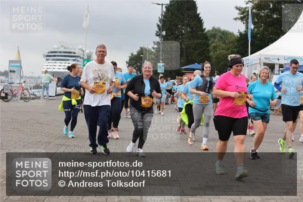 13.09.2026 - Kiel Lauf Andreas Tolksdorf http://msf.ph/oto/10415681 13.09.2026 10:06:37 Kiellinie 4899, 2050, 39, 893, 10951, 8630, 5021 meine-sportfotos.de