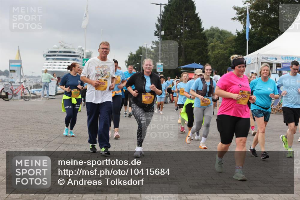 13.09.2026 - Kiel Lauf Andreas Tolksdorf http://msf.ph/oto/10415684 13.09.2026 10:06:37 Kiellinie 050, 8630, 675, 10951, 9893 meine-sportfotos.de