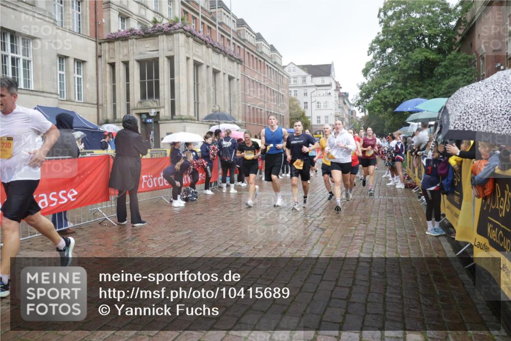 13.09.2026 - Kiel Lauf Yannick Fuchs http://msf.ph/oto/10415689 13.09.2026 10:47:42 Ziel 335, 1944, 3565, 4077, 4096, 4425, 4583, 5787, 5980, 6005, 6036, 6384, 6904, 6946, 6949, 6978, 7001, 7632, 8387, 9104, 9643, 9946, 10651, 11382, 11705, 11724, 12377, 12498, 12593, 116, 365, 821, 917, 1107, 1280, 1367, 1803, 2000, 2183, 2185, 2429, 2713, 2947, 3064, 3136, 3183, 3306, 3463, 3512, 3745, 4070, 4149, 4150, 4187, 4380, 4450, 4531, 4773, 4789, 5089, 5195, 5239, 5505, 5573, 5649, 5914, 6005, 6142, 6235, 6792, 6940, 6981, 7288, 8058, 85 meine-sportfotos.de