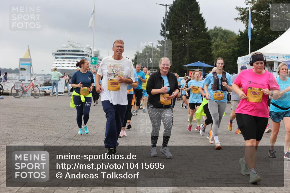 13.09.2026 - Kiel Lauf Andreas Tolksdorf http://msf.ph/oto/10415695 13.09.2026 10:06:37 Kiellinie 4899, 2050, 8630, 6754, 10951, 9893 meine-sportfotos.de