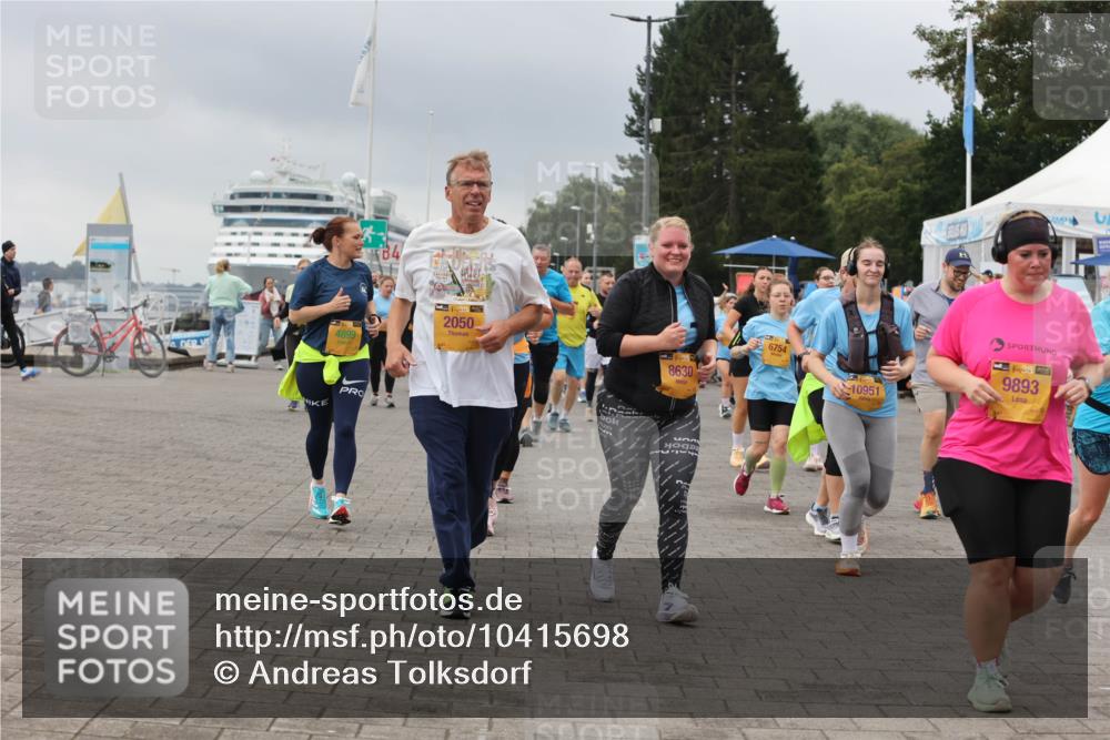 13.09.2026 - Kiel Lauf Andreas Tolksdorf http://msf.ph/oto/10415698 13.09.2026 10:06:37 Kiellinie 4, 4899, 2050, 39, 8630, 6754, 10951, 9893 meine-sportfotos.de