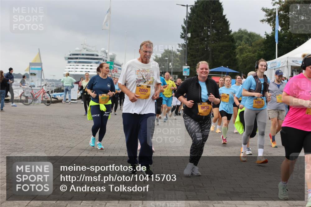 13.09.2026 - Kiel Lauf Andreas Tolksdorf http://msf.ph/oto/10415703 13.09.2026 10:06:37 Kiellinie 4, 4899, 38, 2050, 38, 8630, 6754, 10951, 601 meine-sportfotos.de