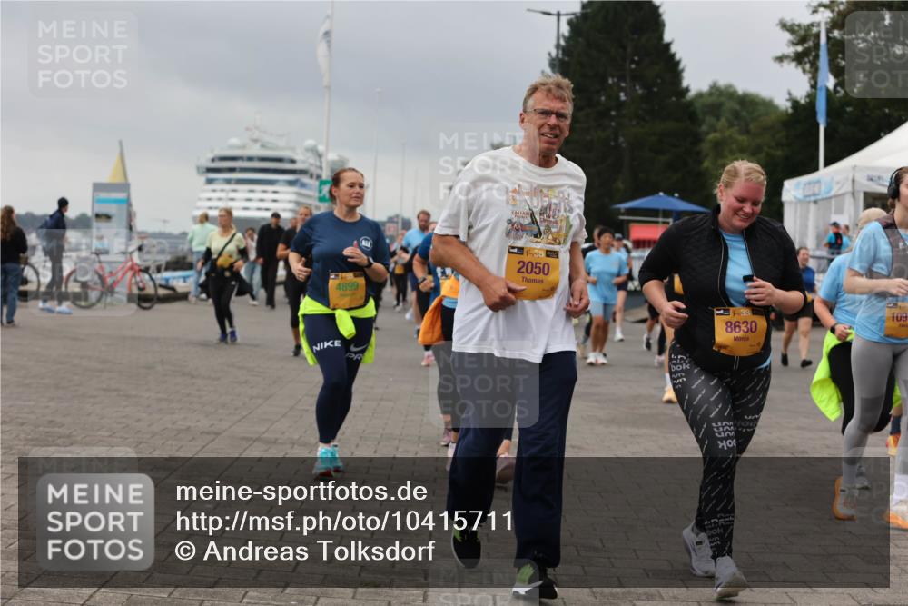 13.09.2026 - Kiel Lauf Andreas Tolksdorf http://msf.ph/oto/10415711 13.09.2026 10:06:38 Kiellinie 4899, 4, 38, 2050, 38, 8630, 109, 13 meine-sportfotos.de