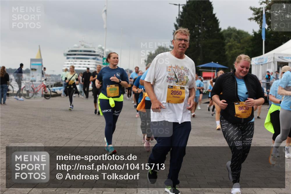 13.09.2026 - Kiel Lauf Andreas Tolksdorf http://msf.ph/oto/10415713 13.09.2026 10:06:38 Kiellinie 4899, 438, 2004, 2050, 8630 meine-sportfotos.de