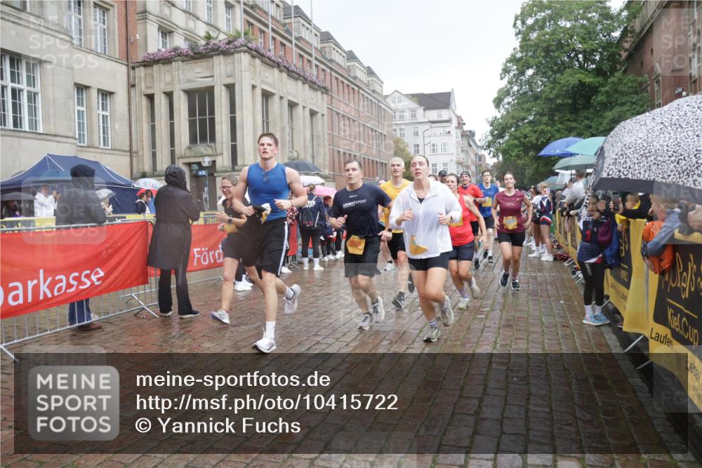 13.09.2026 - Kiel Lauf Yannick Fuchs http://msf.ph/oto/10415722 13.09.2026 10:47:43 Ziel 335, 1944, 3565, 3682, 4077, 4096, 4425, 4583, 5787, 5980, 6036, 6384, 6904, 6946, 6949, 6967, 6978, 7001, 7632, 8387, 9076, 9104, 9643, 10651, 11382, 11705, 11724, 12377, 12498, 12593, 116, 365, 821, 917, 1107, 1280, 1367, 1803, 2000, 2183, 2185, 2429, 2713, 2947, 3064, 3136, 3183, 3306, 3463, 3512, 3565, 3745, 4070, 4149, 4150, 4187, 4380, 4450, 4531, 4773, 4789, 5195, 5239, 5505, 5573, 5649, 5914, 5980, 6005, 6142, 6235, 6792, 6940, 6981, 7288, 7632, 8058, 85 meine-sportfotos.de