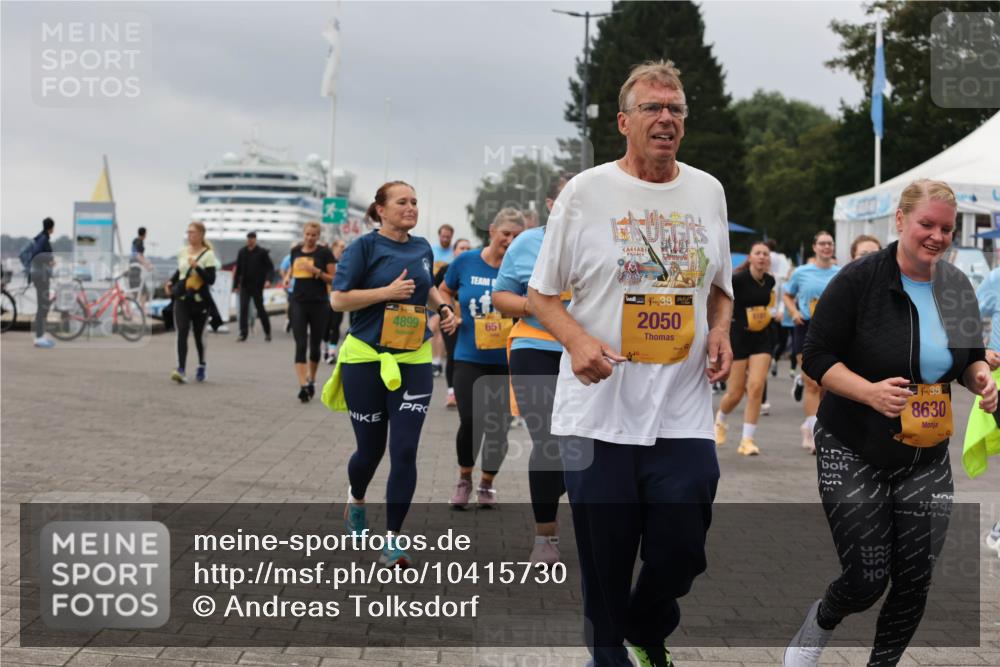 13.09.2026 - Kiel Lauf Andreas Tolksdorf http://msf.ph/oto/10415730 13.09.2026 10:06:39 Kiellinie 4899, 651, 4, 38, 2050, 181, 4, 38, 8630 meine-sportfotos.de