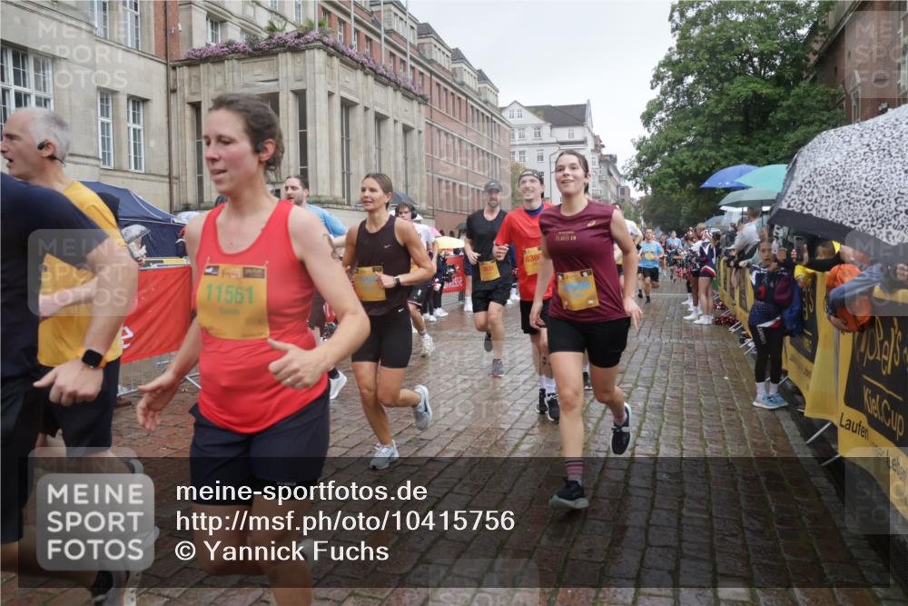 13.09.2026 - Kiel Lauf Yannick Fuchs http://msf.ph/oto/10415756 13.09.2026 10:47:44 Ziel 335, 1944, 3682, 4077, 4096, 4425, 4583, 5240, 5787, 6036, 6384, 6904, 6946, 6949, 6967, 6978, 7001, 8387, 9076, 9104, 9643, 10651, 11382, 11705, 11724, 12377, 12498, 12593, 116, 365, 821, 917, 1107, 1280, 1367, 1803, 2000, 2183, 2185, 2429, 2713, 2947, 3064, 3136, 3183, 3306, 3463, 3512, 3565, 3745, 4070, 4077, 4149, 4150, 4187, 4380, 4450, 4531, 4773, 4789, 5195, 5239, 5505, 5573, 5649, 5914, 5980, 6005, 6142, 6235, 6792, 6940, 6981, 7288, 7632, 8058 meine-sportfotos.de