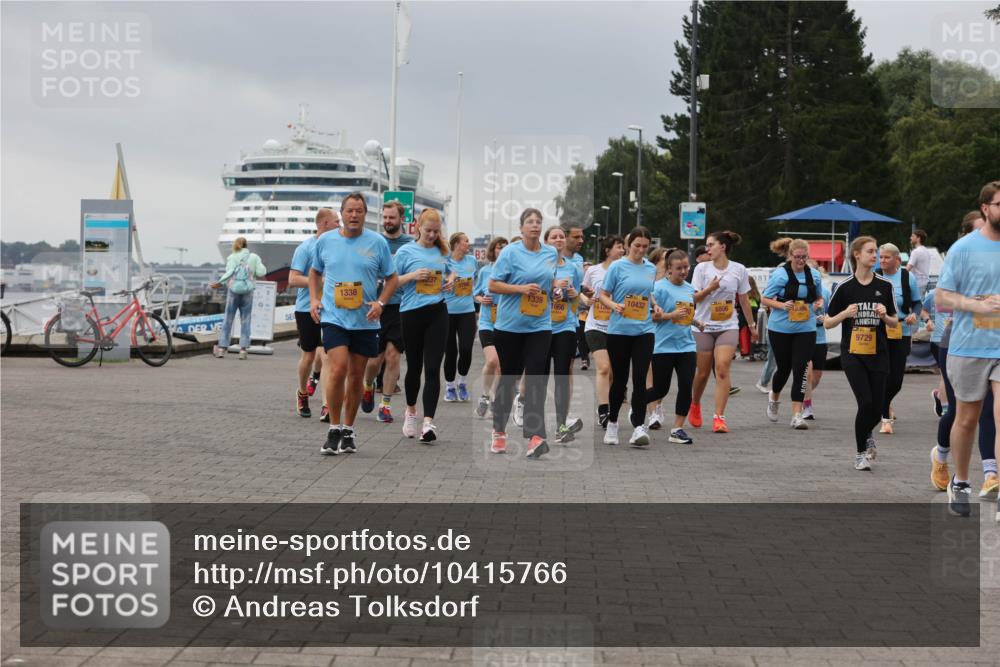 13.09.2026 - Kiel Lauf Andreas Tolksdorf http://msf.ph/oto/10415766 13.09.2026 10:06:49 Kiellinie 1338, 83, 6806, 10432, 1339, 1666, 9729 meine-sportfotos.de