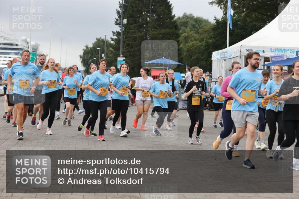 13.09.2026 - Kiel Lauf Andreas Tolksdorf http://msf.ph/oto/10415794 13.09.2026 10:06:50 Kiellinie 1338, 237, 10432, 1339, 6806, 2070, 2250, 9729, 35, 699, 39 meine-sportfotos.de