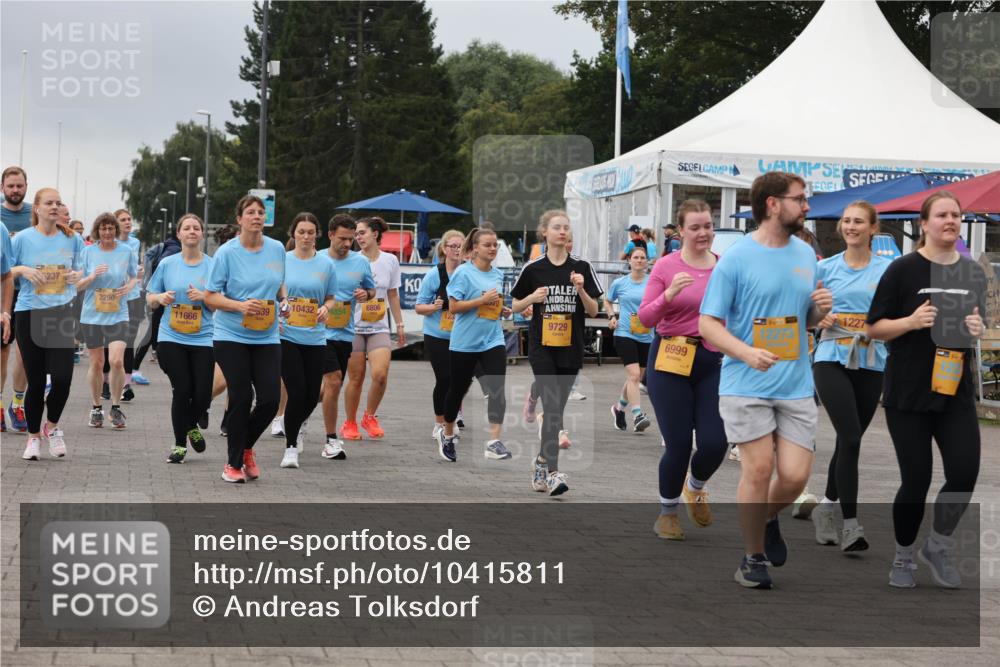 13.09.2026 - Kiel Lauf Andreas Tolksdorf http://msf.ph/oto/10415811 13.09.2026 10:06:50 Kiellinie 237, 2250, 39, 10432, 6806, 4854, 11666, 9729, 6999, 1227 meine-sportfotos.de