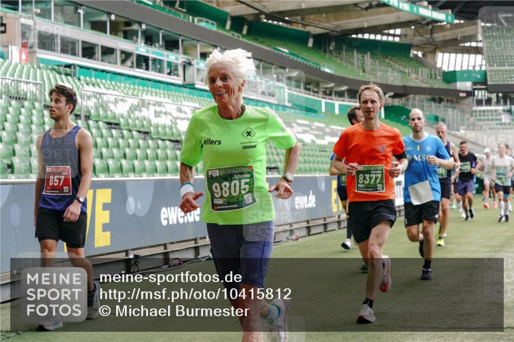 13.09.2026 - 21. swb-Marathon Bremen Michael Burmester http://msf.ph/oto/10415812 13.09.2026 12:58:08 Laufen im Stadion 141, 148, 334, 511, 672, 769, 776, 789, 790, 857, 909, 1010, 1119, 1191, 1199, 1254, 1281, 1535, 1601, 1642, 1647, 1752, 1809, 1881, 1900, 1931, 1933, 2046, 2051, 2075, 2324, 2343, 2367, 2371, 2397, 2402, 2423, 2425, 2493, 2577, 2634, 2640, 2671, 2761, 2771, 2807, 2903, 2904, 3021, 3051, 3078, 3120, 3138, 3148, 3182, 3186, 3319, 3338, 3435, 3450, 3458, 3514, 3534, 3560, 3634, 3655, 3685, 3690, 3695, 3760, 3813, 3866, 3933, 3939, 4101, 4316, 4319, 205 meine-sportfotos.de