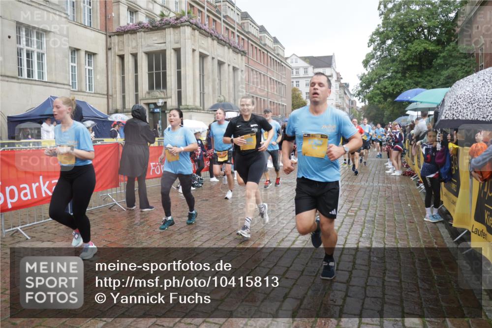 13.09.2026 - Kiel Lauf Yannick Fuchs http://msf.ph/oto/10415813 13.09.2026 10:47:48 Ziel 696, 708, 1059, 3682, 4096, 4425, 4583, 4713, 5240, 5747, 6036, 6384, 6778, 6904, 6946, 6949, 6967, 6978, 7001, 8387, 9076, 9643, 10651, 11603, 11705, 11724, 11829, 12498, 12510, 12593, 12758, 335, 365, 821, 917, 1280, 1367, 1803, 1944, 2000, 2183, 2185, 2429, 2713, 2947, 3064, 3136, 3183, 3306, 3463, 3512, 3565, 3745, 4070, 4077, 4096, 4149, 4150, 4187, 4450, 4531, 4773, 5195, 5239, 5505, 5573, 5649, 5787, 5980, 6005, 6235, 6792, 6940, 6978, 6981, 7288, 7632, 8058, 9104 meine-sportfotos.de
