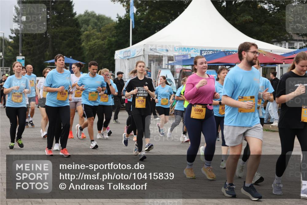 13.09.2026 - Kiel Lauf Andreas Tolksdorf http://msf.ph/oto/10415839 13.09.2026 10:06:51 Kiellinie 6806, 1339, 4854, 12396, 9729, 11666, 67, 6999 meine-sportfotos.de