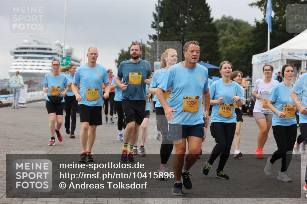 13.09.2026 - Kiel Lauf Andreas Tolksdorf http://msf.ph/oto/10415896 13.09.2026 10:06:53 Kiellinie 2512, 11172, 38, 11218, 1338, 11666, 68, 10432 meine-sportfotos.de